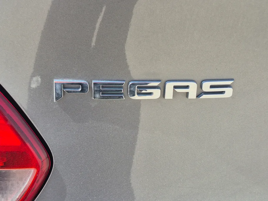 2023 Kia Pegas LX 