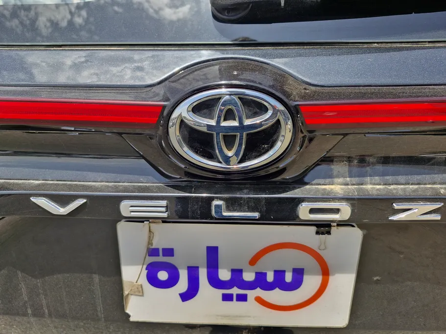 تويوتا فيلوز GLX 2024 