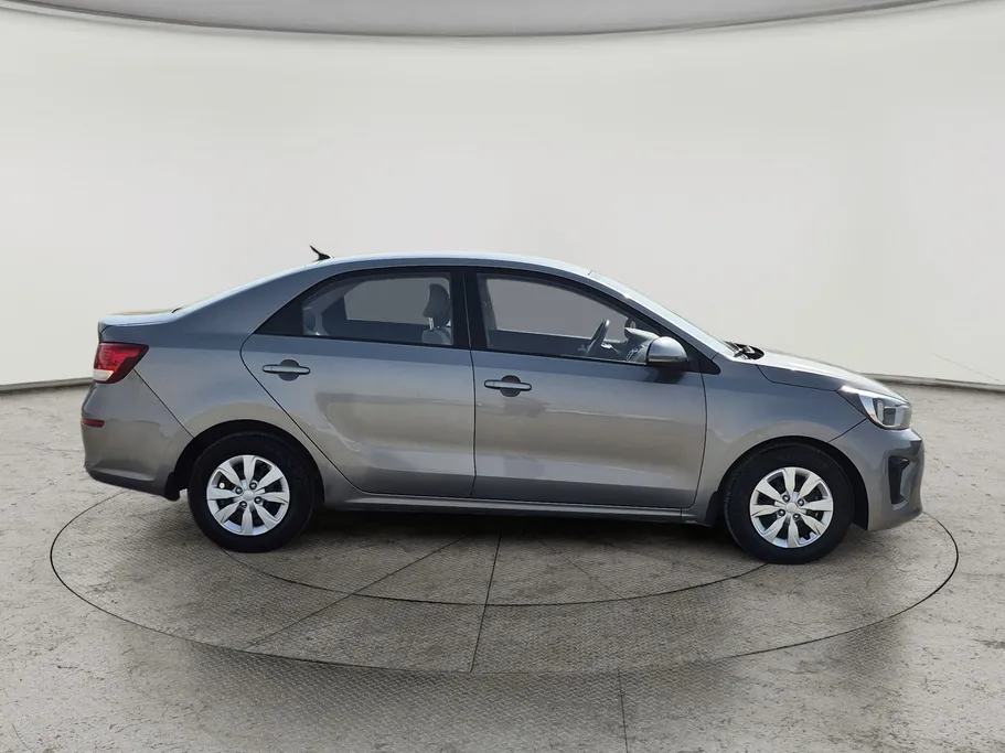 2022 Kia Pegas LX 