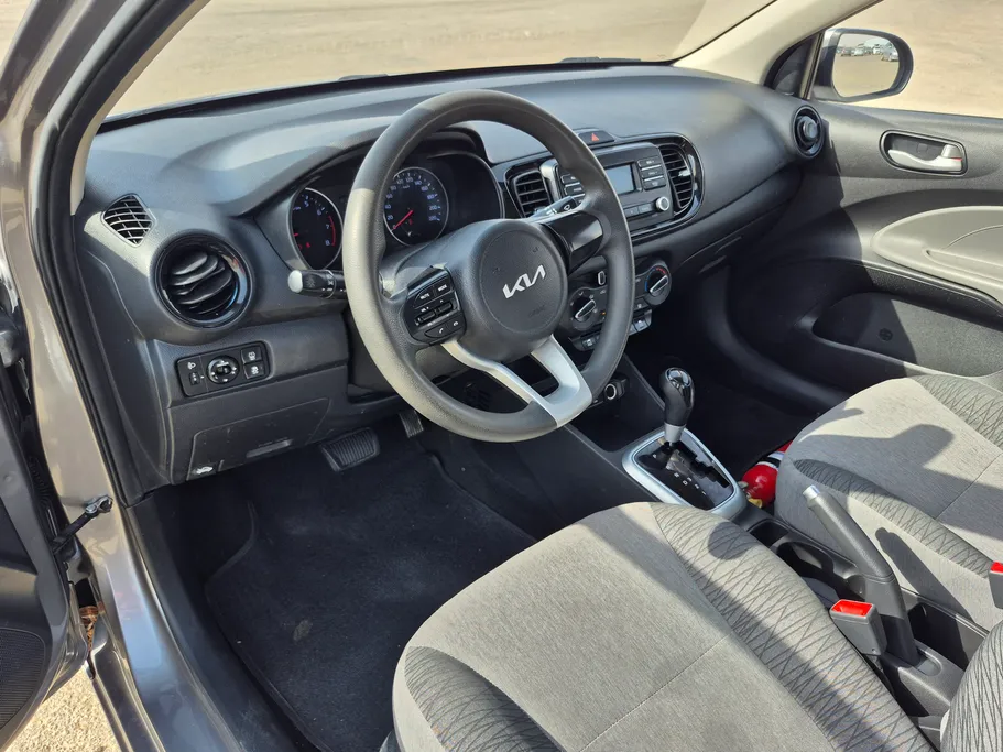 2022 Kia Pegas LX 