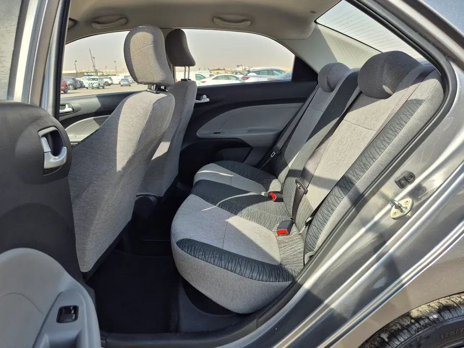 2022 Kia Pegas LX 