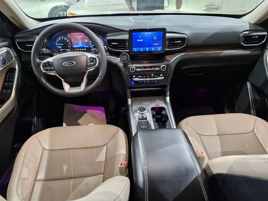 2020 Ford Explorer Limited 