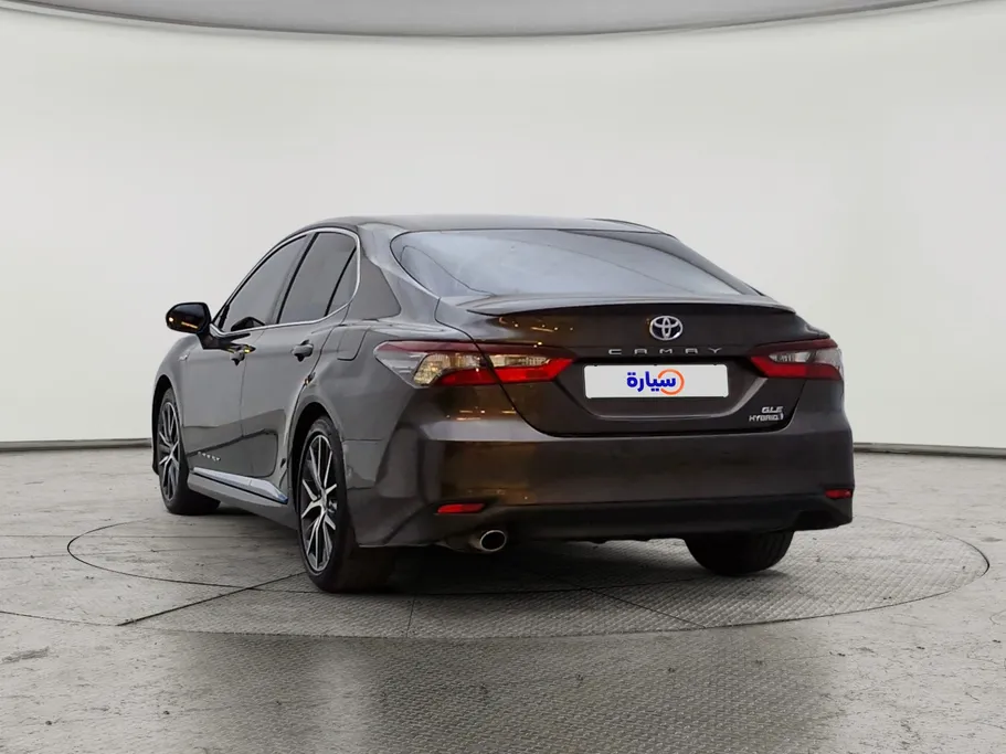 2022 Toyota Camry  GLE HEV  