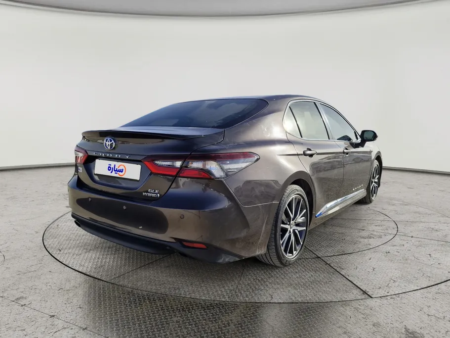 2022 Toyota Camry  GLE HEV  
