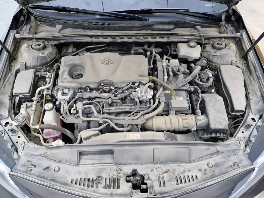 2022 Toyota Camry  GLE HEV  