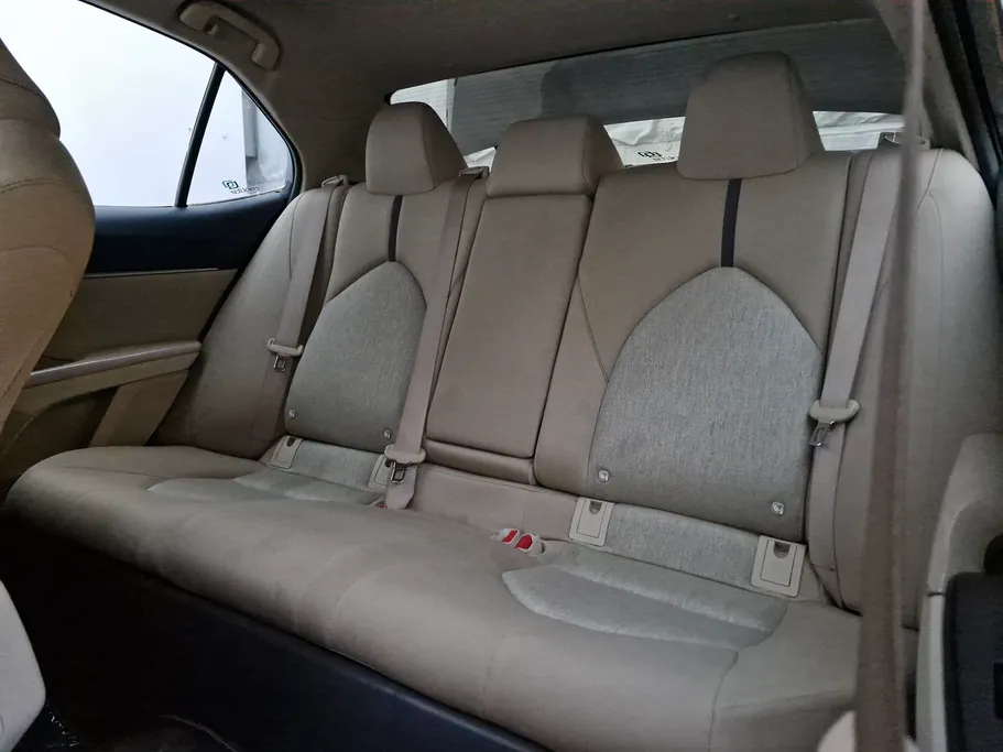 2022 Toyota Camry  GLE HEV  