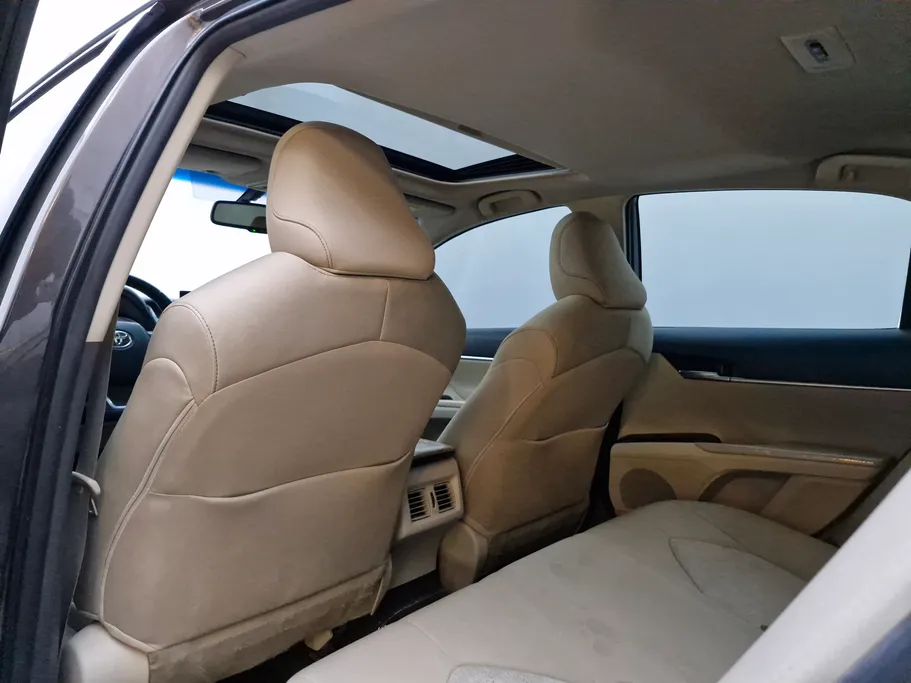 2022 Toyota Camry  GLE HEV  
