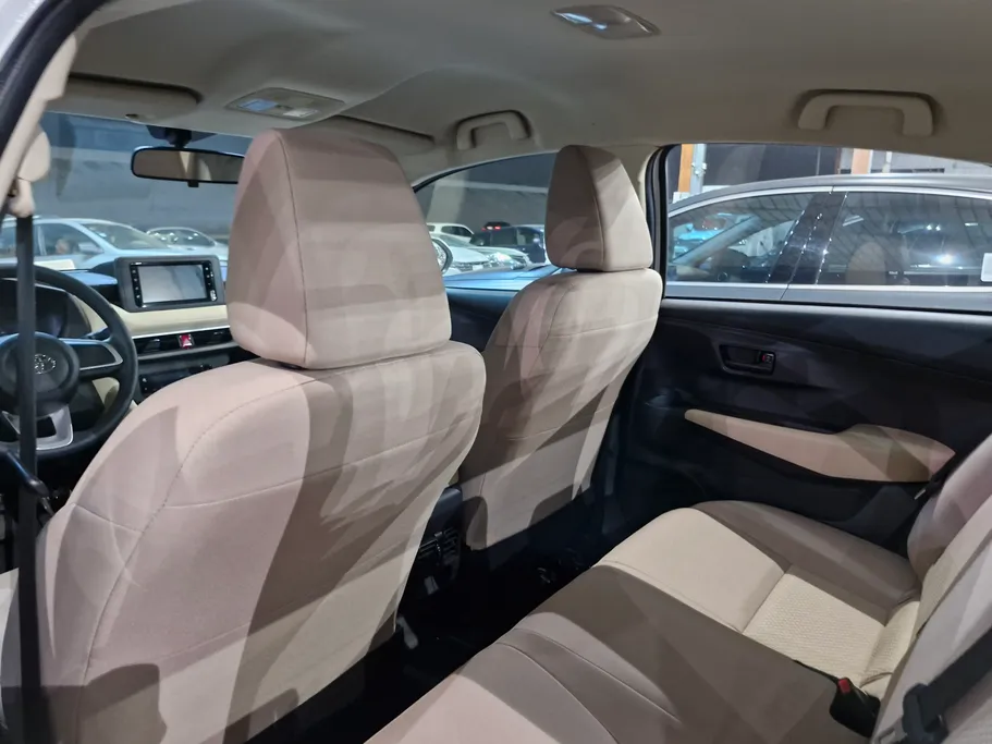 2024 Toyota Yaris  Y 