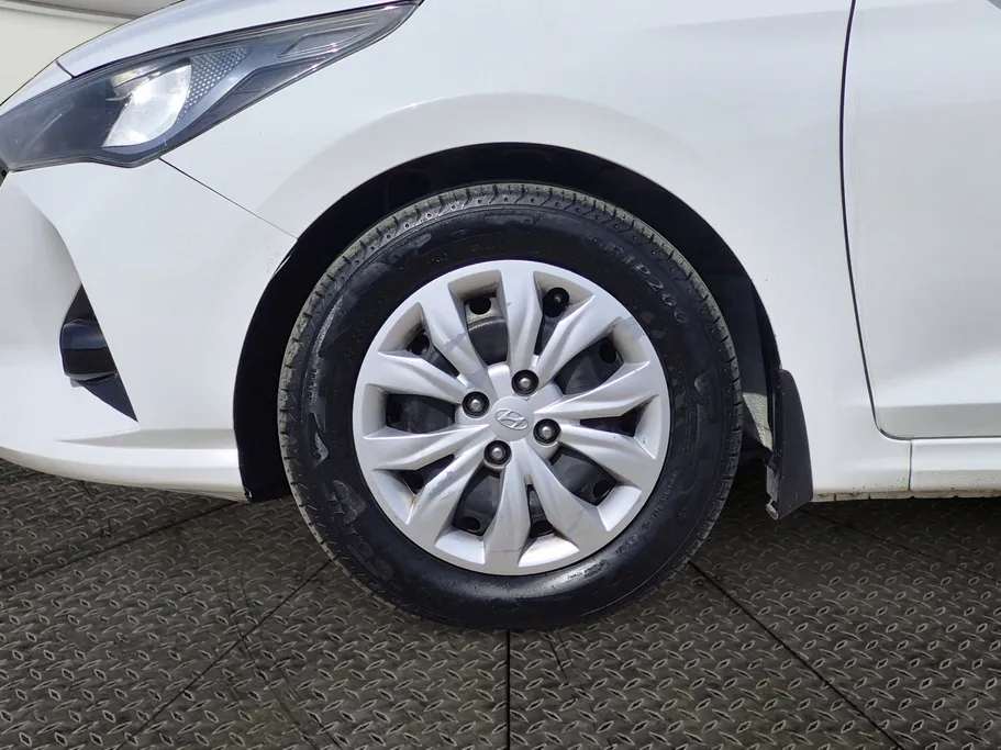 2022 Hyundai Accent Smart 
