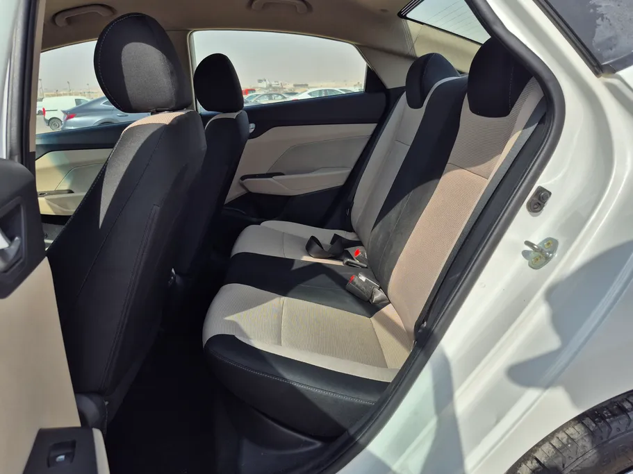 2022 Hyundai Accent Smart 