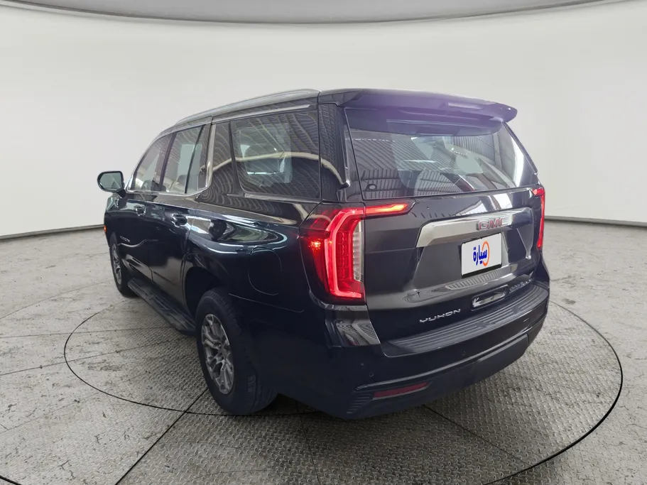 2022 GMC Yukon SLE 