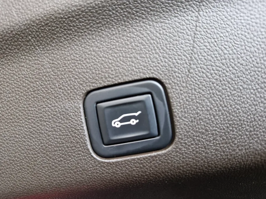 2022 GMC Yukon SLE 