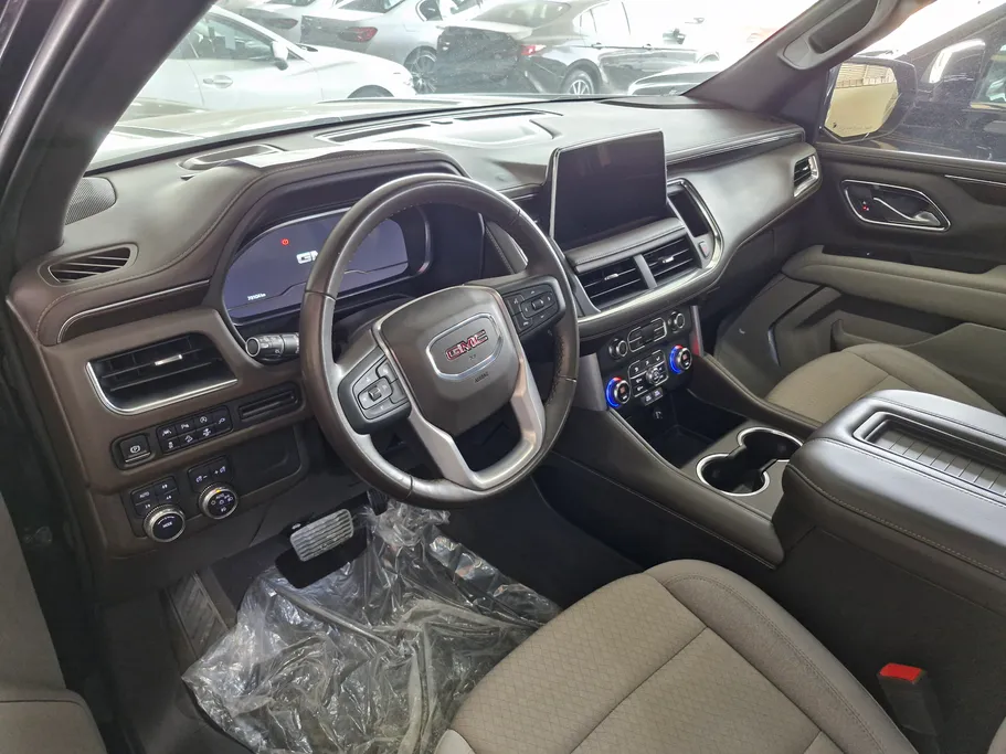 2022 GMC Yukon SLE 