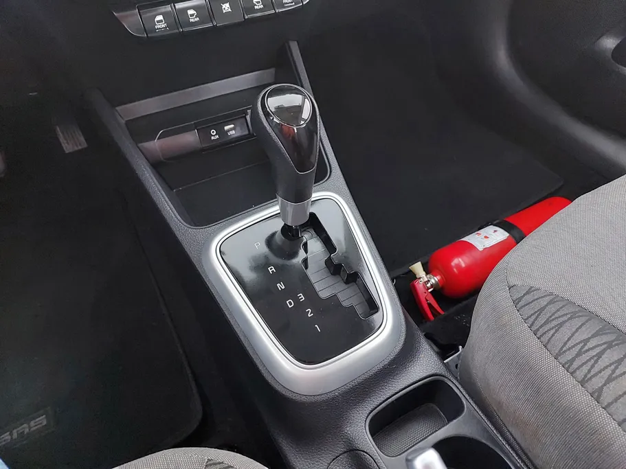 2022 Kia Pegas LX 