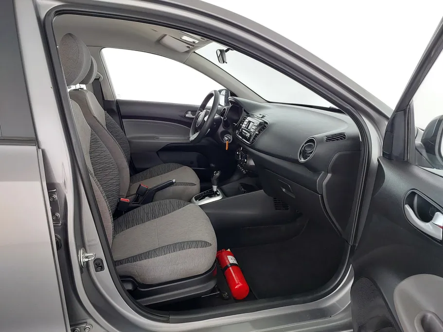 2022 Kia Pegas LX 