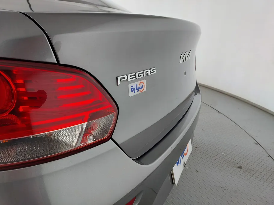 2022 Kia Pegas LX 