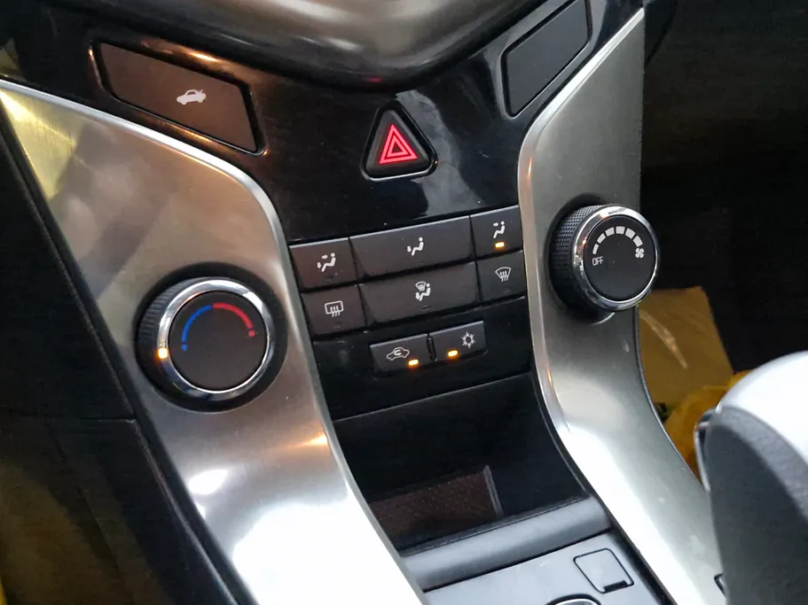 2017 Chevrolet Cruze LS 