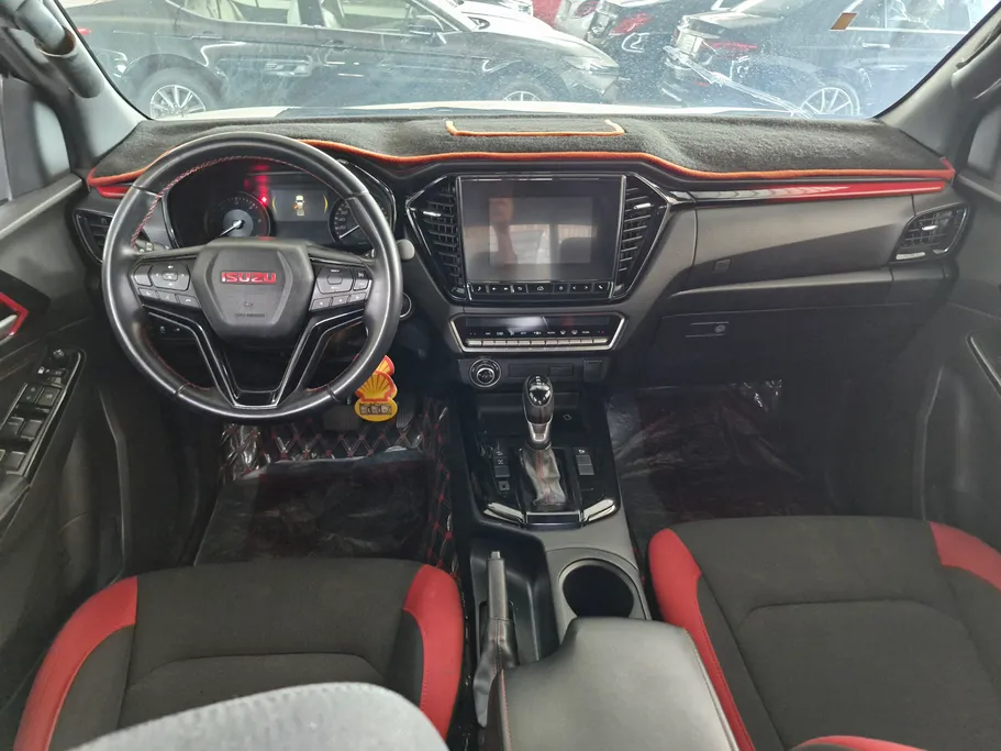 2023 Isuzu D-max GT 