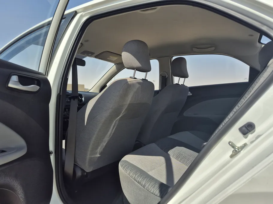 2023 Kia Pegas LX 
