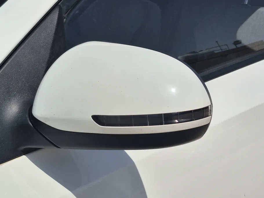 2023 Kia Pegas LX 