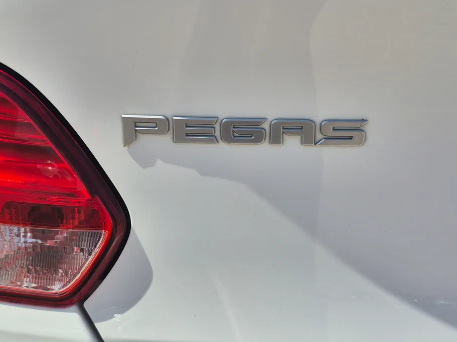 2023 Kia Pegas LX 