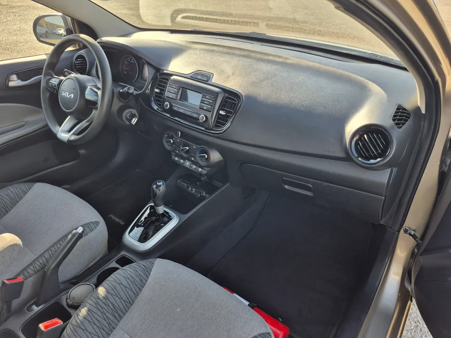 2023 Kia Pegas LX 