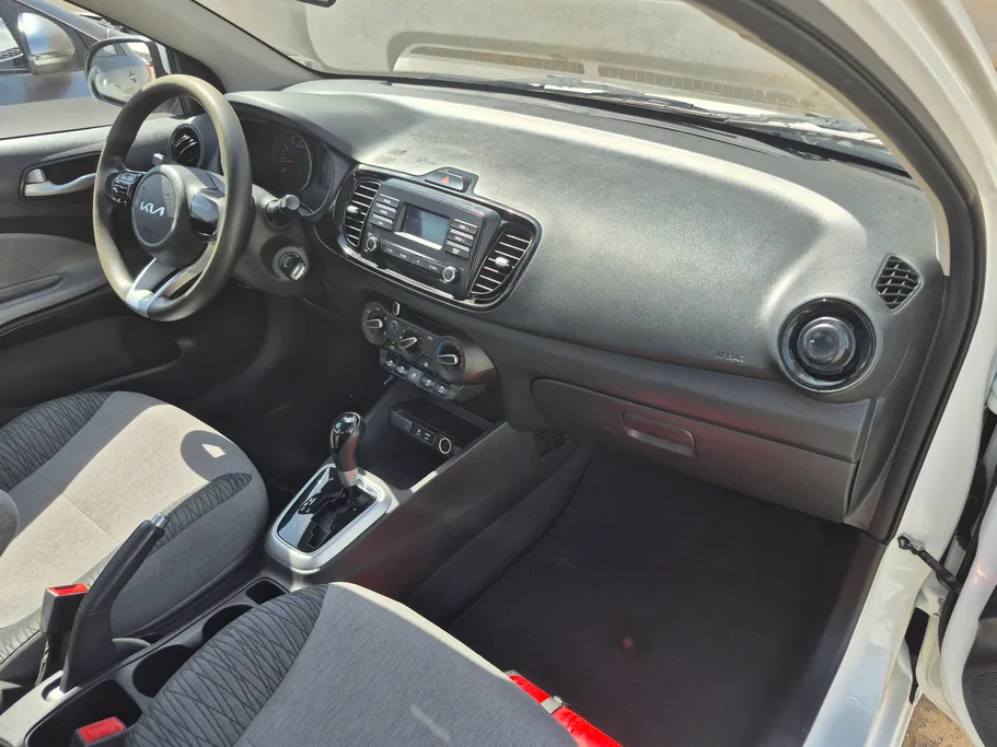 2023 Kia Pegas LX 