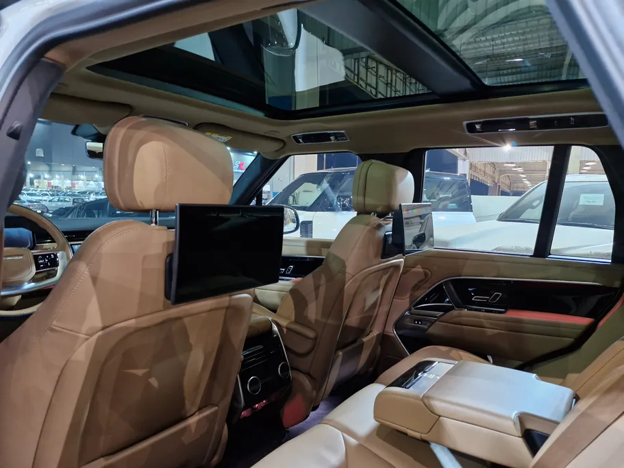لاند روفر رنج روفر HSE 2024 