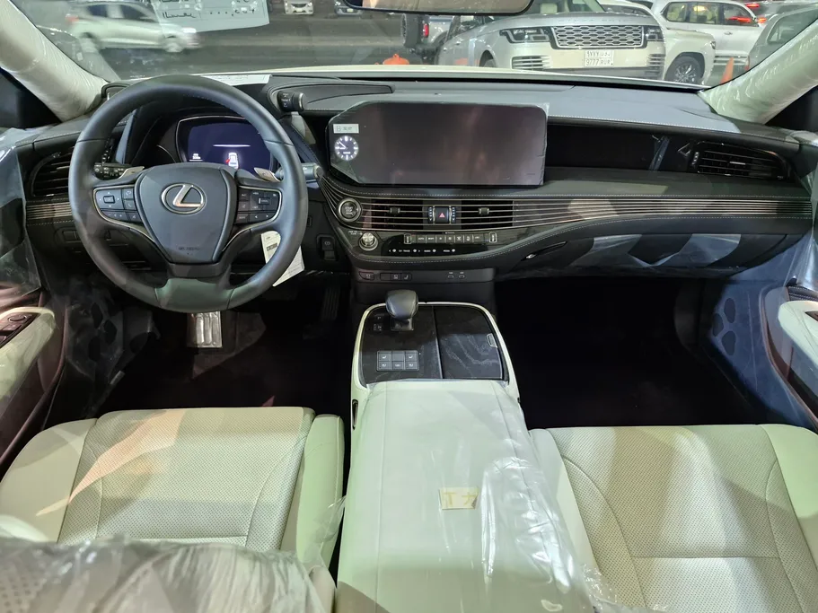 2024 Lexus LS 350 