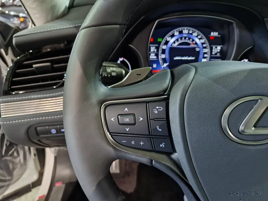 2024 Lexus LS 350 