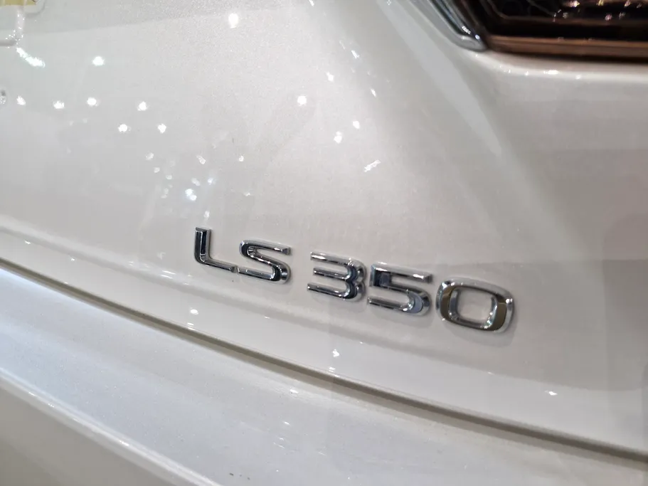 2024 Lexus LS 350 