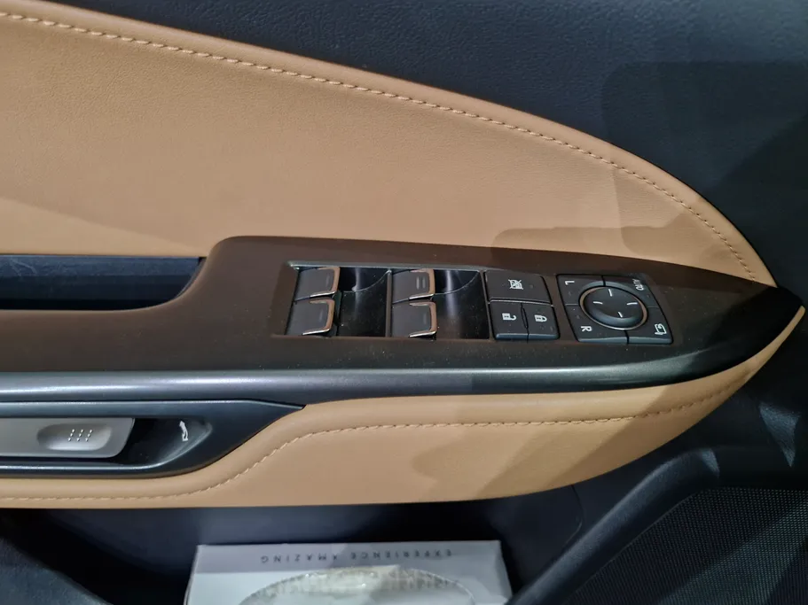 لكزس NX 350h AH 2025 