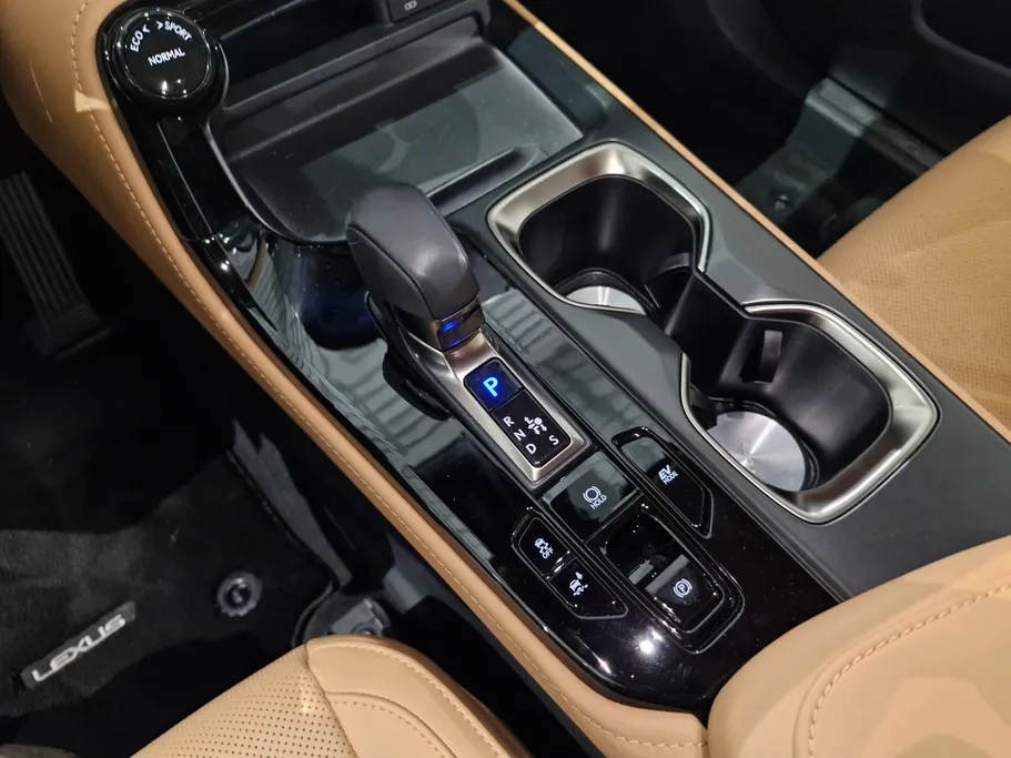 لكزس NX 350h AH 2025 