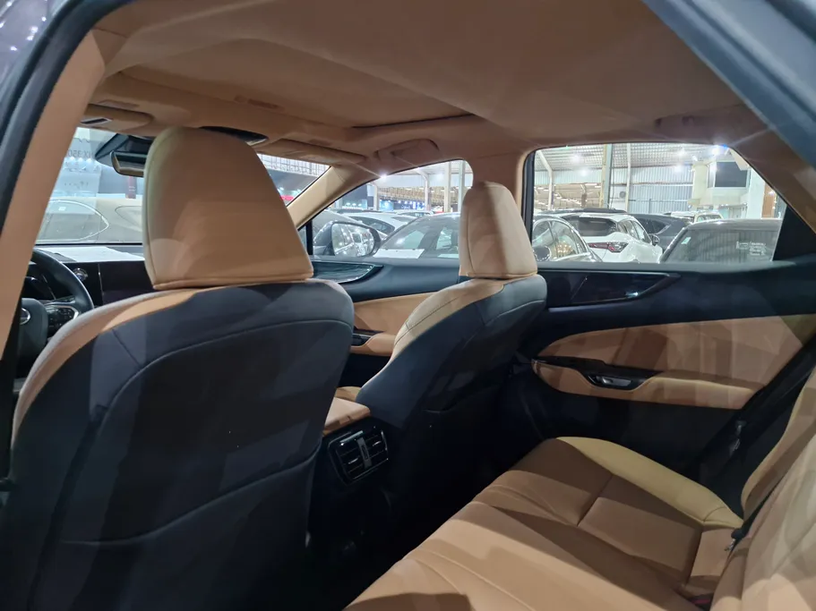 لكزس NX 350h AH 2025 