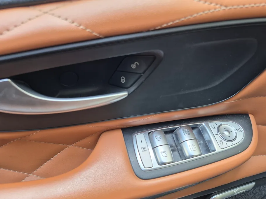 مرسيدس V250  2022 