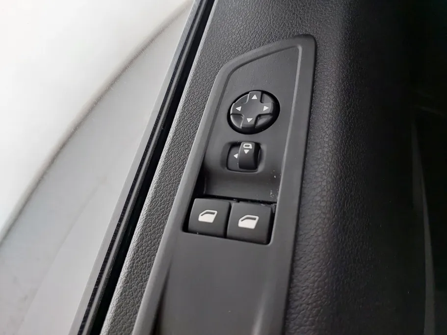 2025 Peugeot Expert VAN