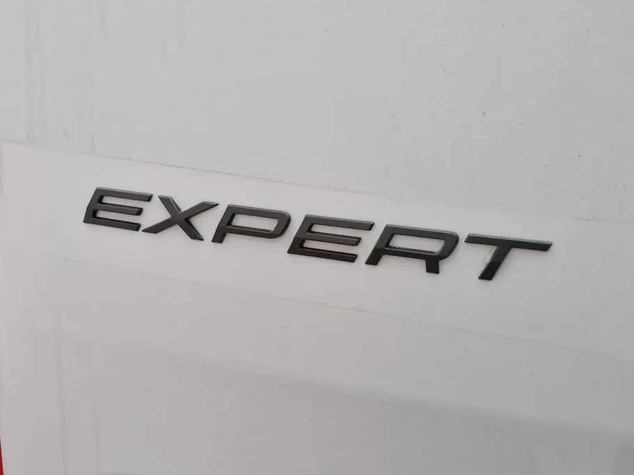 بيجو إكسبرت VAN 2025 