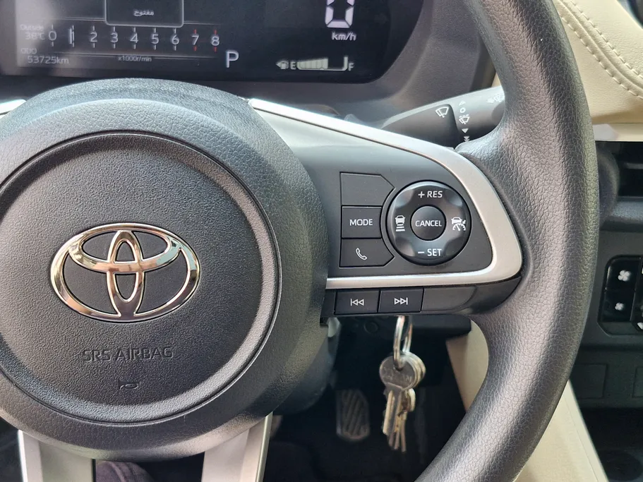 2023 Toyota Yaris  Y Plus 