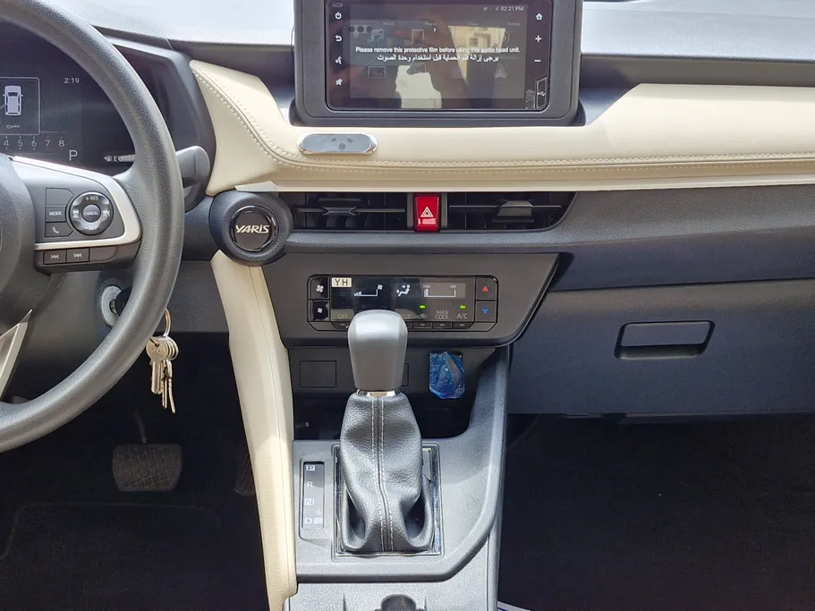 2023 Toyota Yaris  Y Plus 