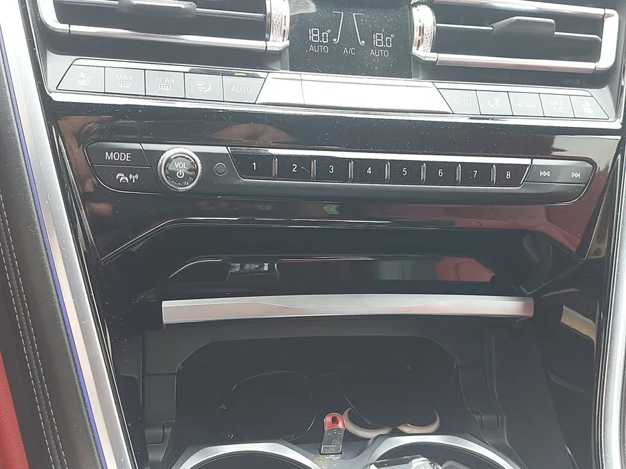 بي ام دبليو الفئة الثامنة M850i xDrive 2019 