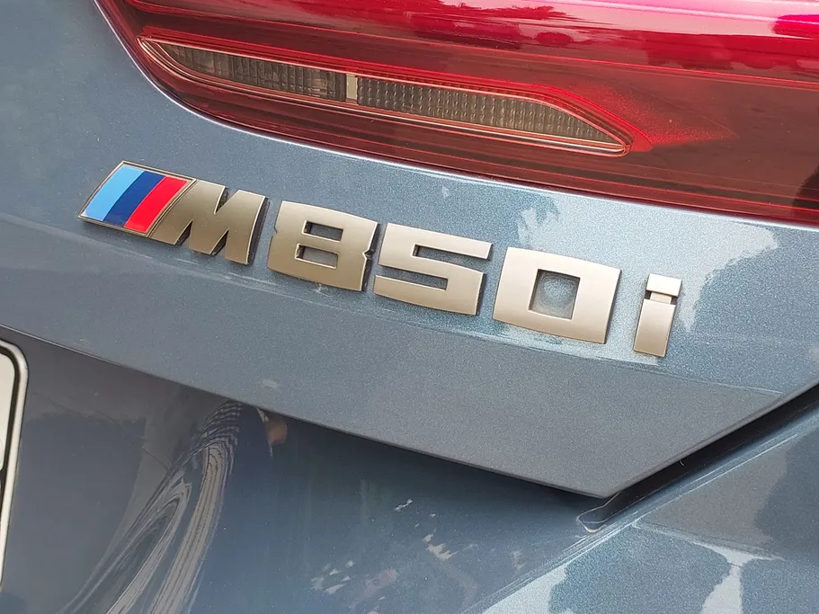 بي ام دبليو الفئة الثامنة M850i xDrive 2019 
