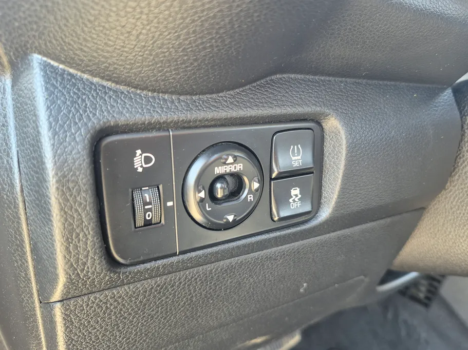 2022 Kia Pegas LX 