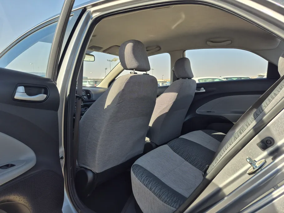 2022 Kia Pegas LX 