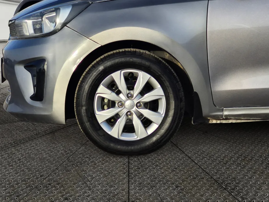 2022 Kia Pegas LX 