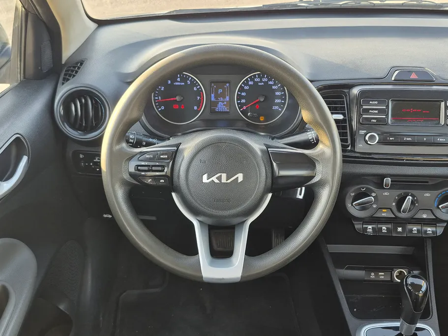 2022 Kia Pegas LX 