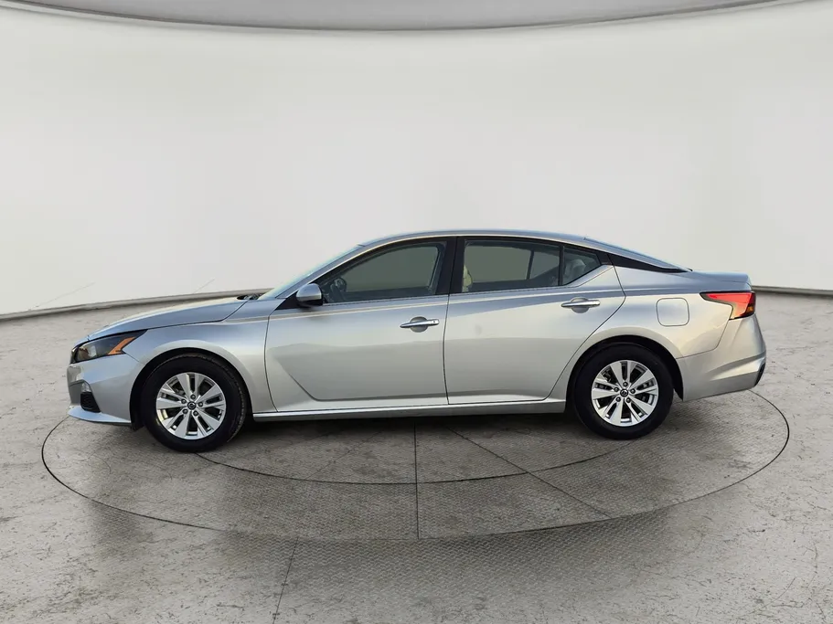 2022 Nissan Altima S 