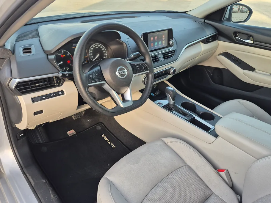 2022 Nissan Altima S 