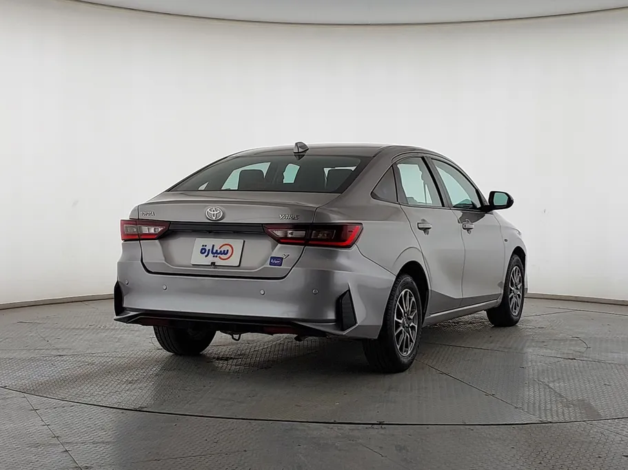 2023 Toyota Yaris  Y 