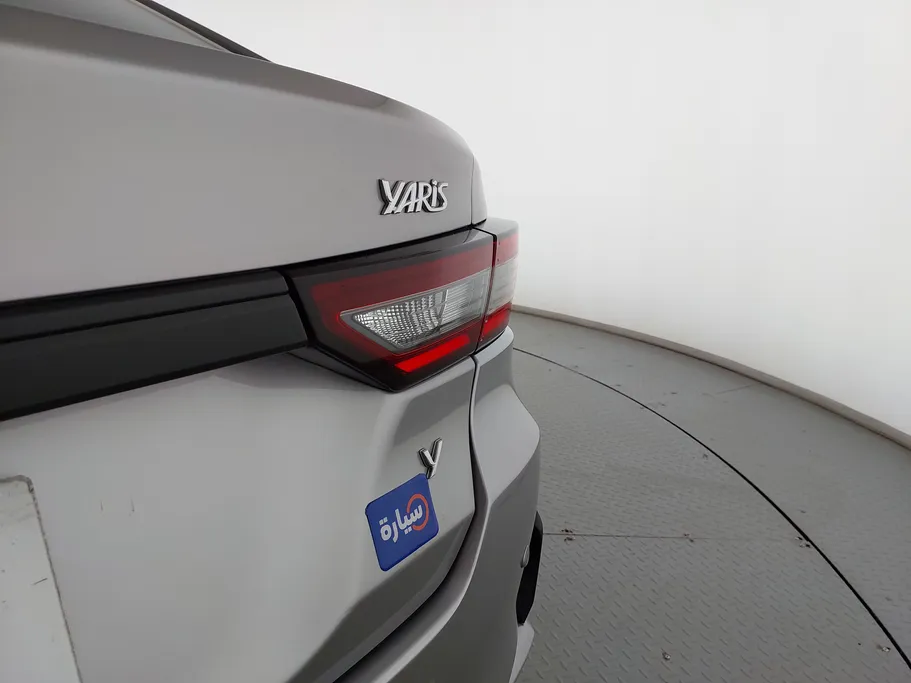2023 Toyota Yaris  Y 