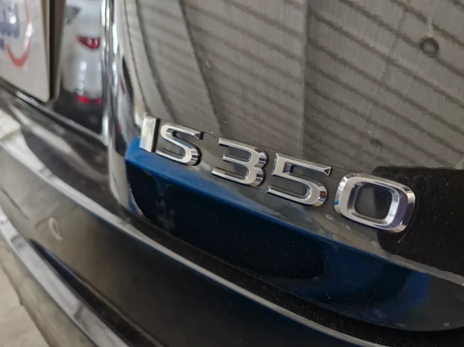 لكزس IS 350 F Sport 2024 